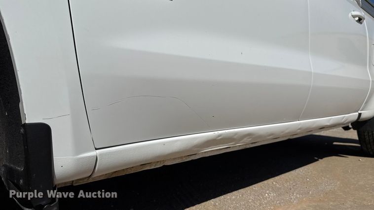 image for item EU5148 2020 Chevrolet Silverado 1500 LT Crew Cab pickup truck