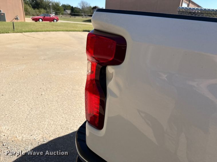 image for item EU5148 2020 Chevrolet Silverado 1500 LT Crew Cab pickup truck