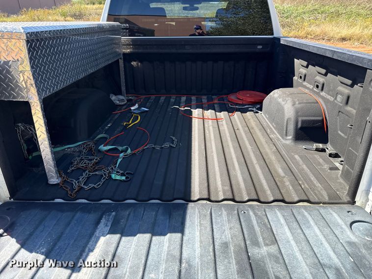 image for item EU5148 2020 Chevrolet Silverado 1500 LT Crew Cab pickup truck