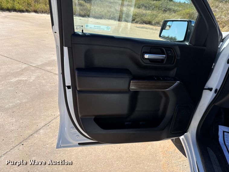 image for item EU5148 2020 Chevrolet Silverado 1500 LT Crew Cab pickup truck