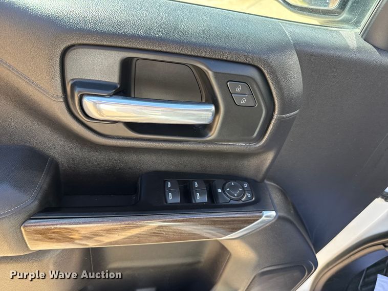 image for item EU5148 2020 Chevrolet Silverado 1500 LT Crew Cab pickup truck