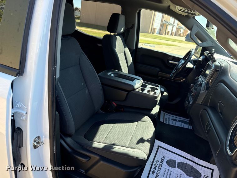 image for item EU5148 2020 Chevrolet Silverado 1500 LT Crew Cab pickup truck