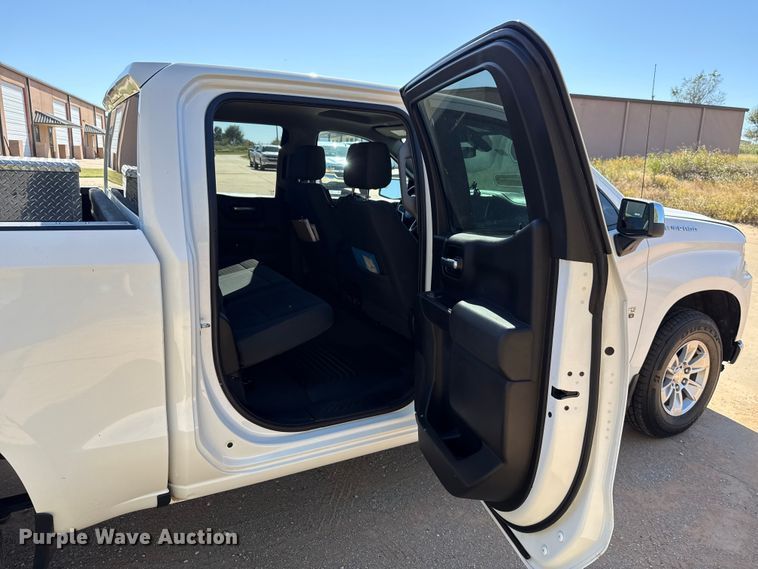 image for item EU5148 2020 Chevrolet Silverado 1500 LT Crew Cab pickup truck