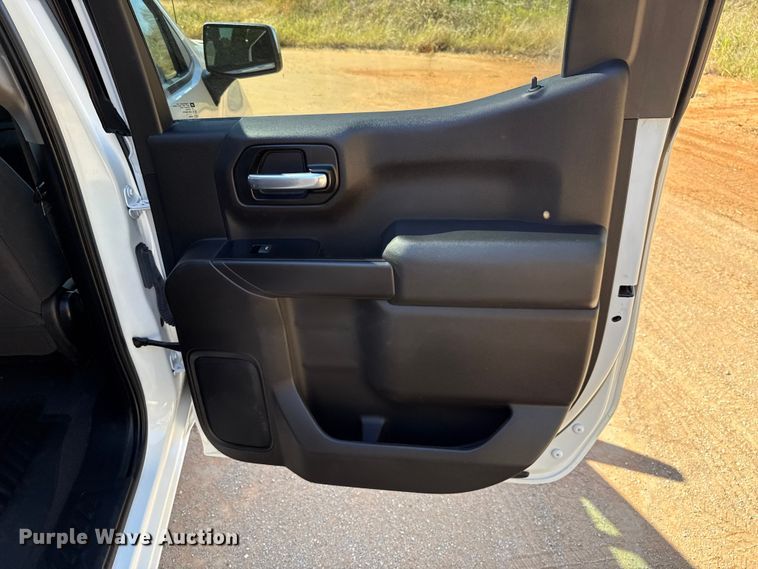 image for item EU5148 2020 Chevrolet Silverado 1500 LT Crew Cab pickup truck