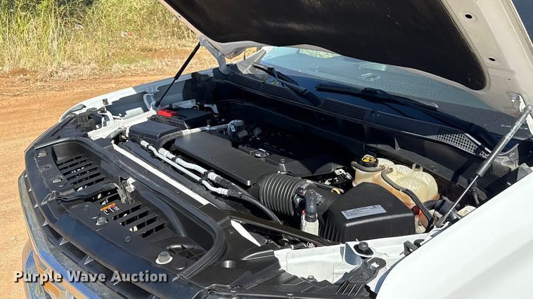 image for item EU5148 2020 Chevrolet Silverado 1500 LT Crew Cab pickup truck