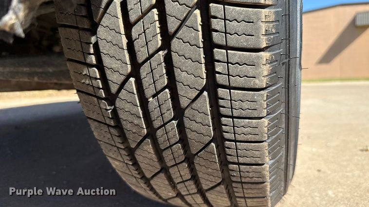 image for item EU5148 2020 Chevrolet Silverado 1500 LT Crew Cab pickup truck