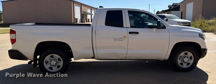 image for item EU5149 2020 Toyota Tundra Double Cab pickup truck
