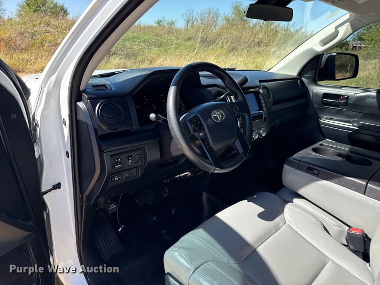 image for item EU5149 2020 Toyota Tundra Double Cab pickup truck