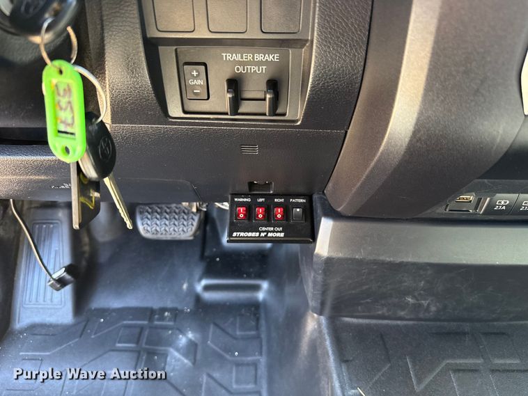 image for item EU5149 2020 Toyota Tundra Double Cab pickup truck