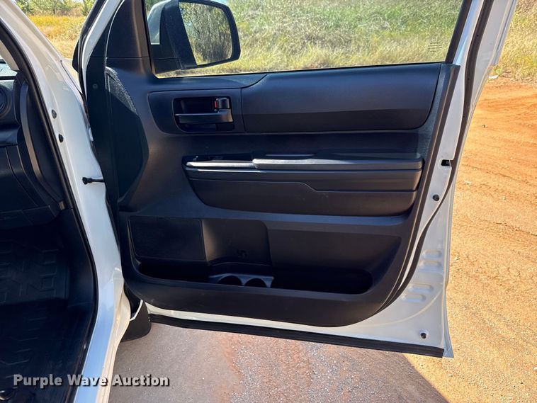 image for item EU5149 2020 Toyota Tundra Double Cab pickup truck