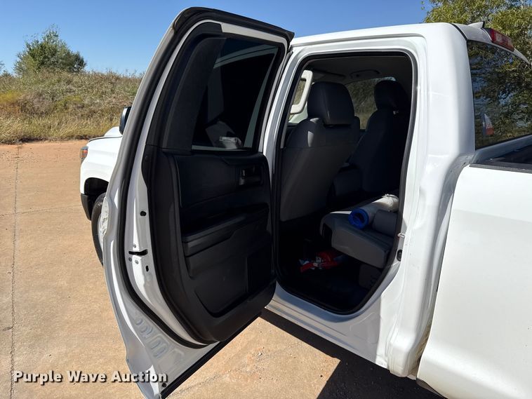 image for item EU5149 2020 Toyota Tundra Double Cab pickup truck