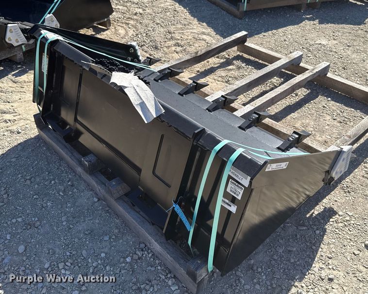 image for item EU5163 Land Pride AP-HD68LLT skid steer bucket