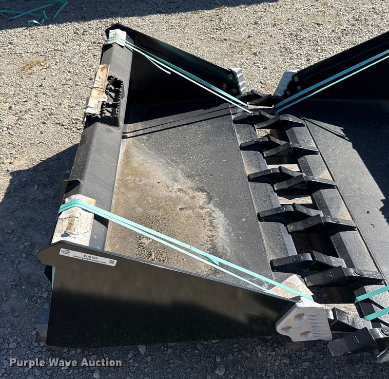 image for item EU5165 Land Pride AP-HD68LLT skid steer bucket