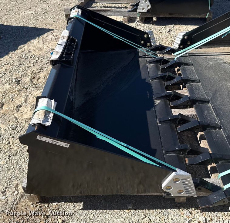 image for item EU5166 Land Pride AP-HD68LLT skid steer bucket