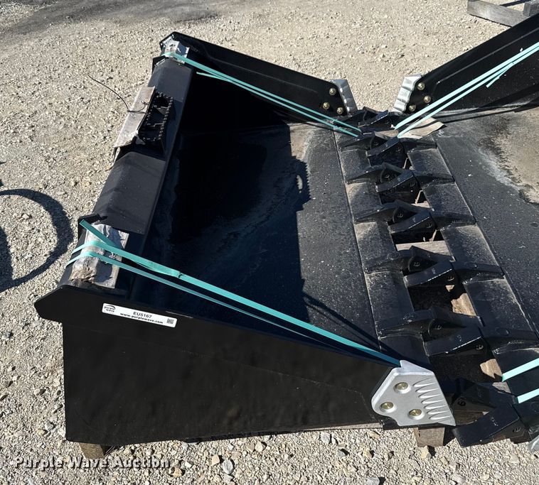 image for item EU5167 Land Pride AP-HD68LLT skid steer bucket