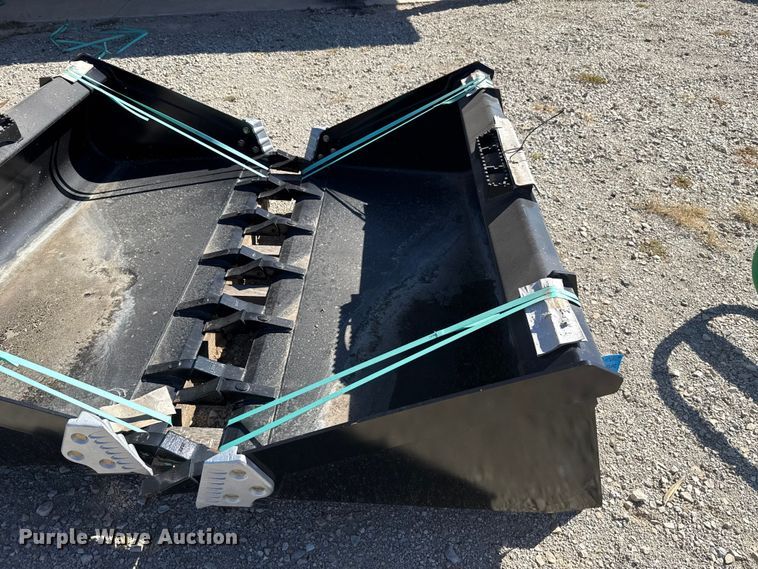 image for item EU5167 Land Pride AP-HD68LLT skid steer bucket