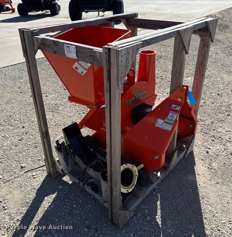 image for item EU5169 Land Pride WC1504 wood chipper