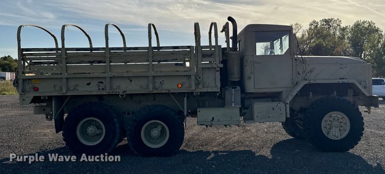 image for item EU5176 1990 BMY Harsco M923A2 flatbed truck