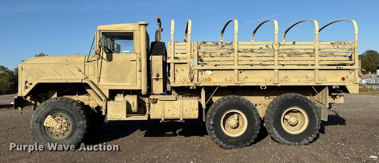 image for item EU5176 1990 BMY Harsco M923A2 flatbed truck