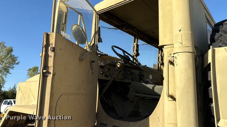 image for item EU5176 1990 BMY Harsco M923A2 flatbed truck