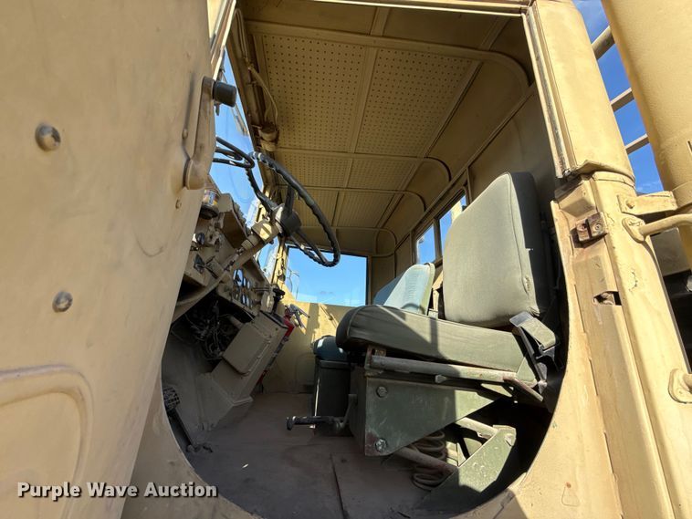 image for item EU5176 1990 BMY Harsco M923A2 flatbed truck