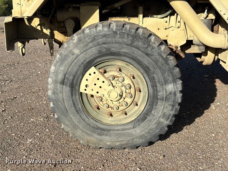 image for item EU5176 1990 BMY Harsco M923A2 flatbed truck