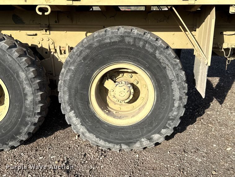 image for item EU5176 1990 BMY Harsco M923A2 flatbed truck