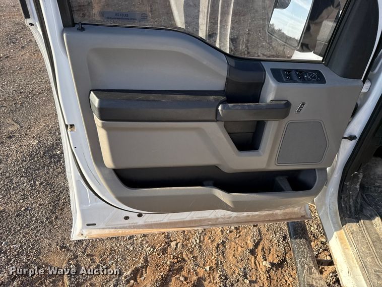 image for item EU5179 2018 Ford F150 XL SuperCrew pickup truck