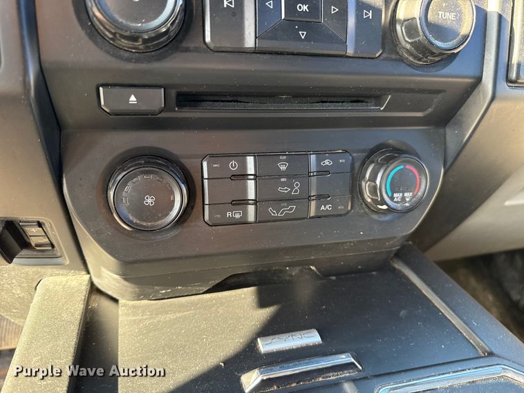 image for item EU5179 2018 Ford F150 XL SuperCrew pickup truck