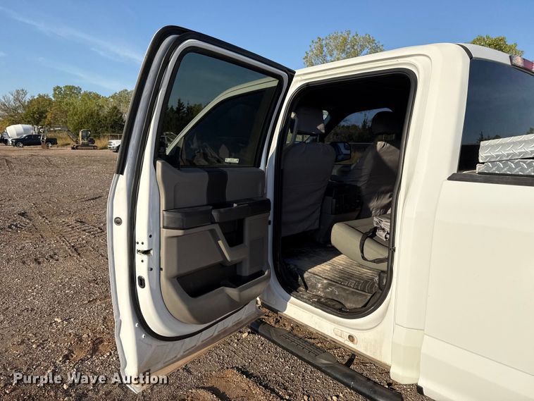 image for item EU5179 2018 Ford F150 XL SuperCrew pickup truck