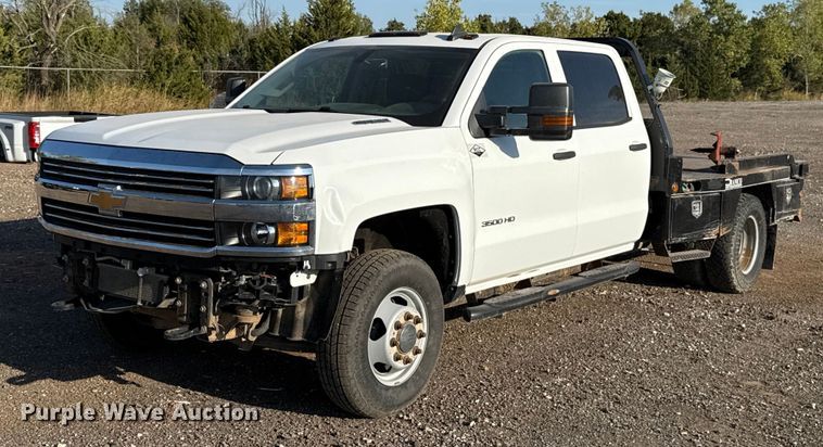 image for item EU5181 2016 Chevrolet Silverado 3500HD Crew Cab bale bed pickup truck