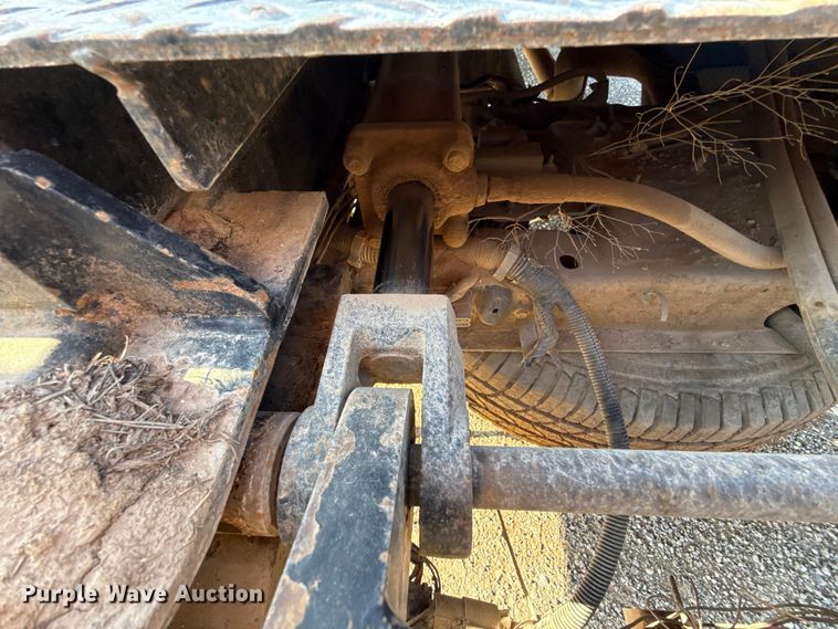 image for item EU5181 2016 Chevrolet Silverado 3500HD Crew Cab bale bed pickup truck