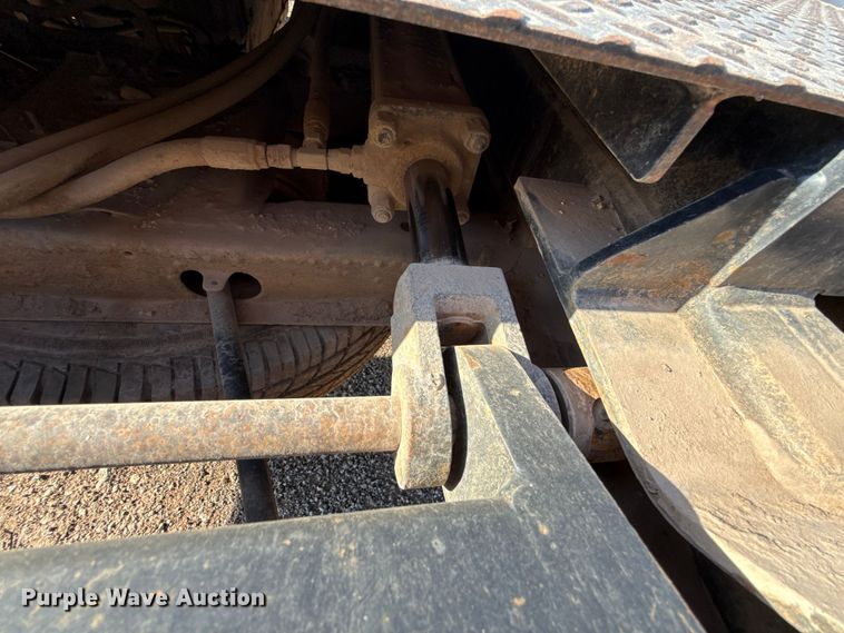 image for item EU5181 2016 Chevrolet Silverado 3500HD Crew Cab bale bed pickup truck