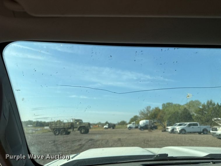 image for item EU5181 2016 Chevrolet Silverado 3500HD Crew Cab bale bed pickup truck