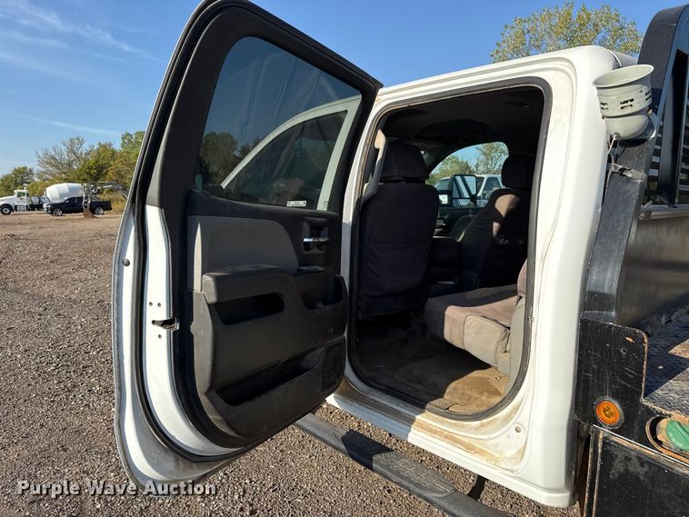 image for item EU5181 2016 Chevrolet Silverado 3500HD Crew Cab bale bed pickup truck