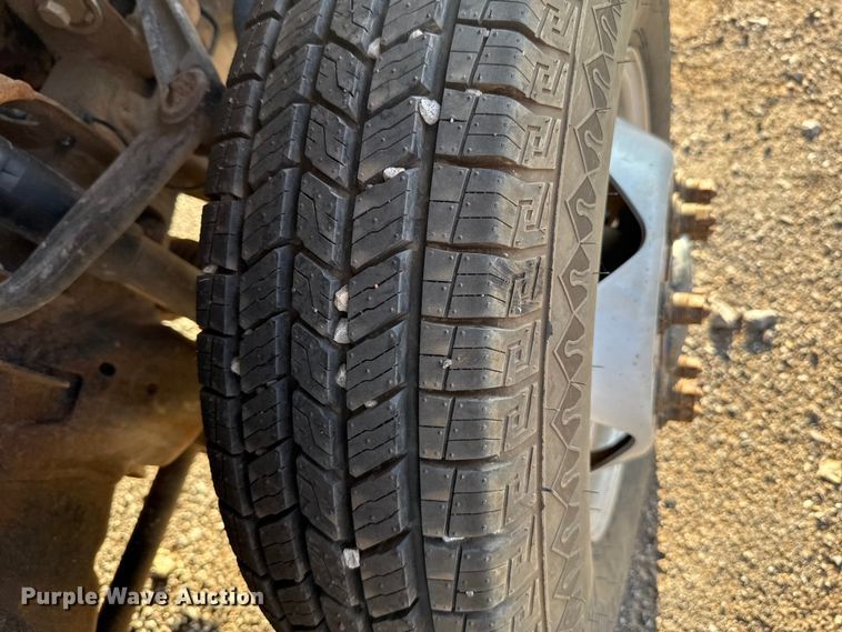 image for item EU5181 2016 Chevrolet Silverado 3500HD Crew Cab bale bed pickup truck