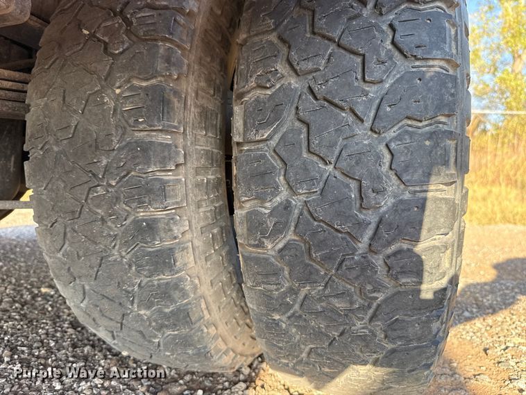 image for item EU5181 2016 Chevrolet Silverado 3500HD Crew Cab bale bed pickup truck