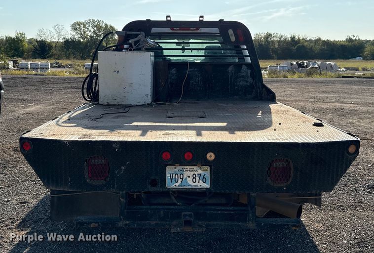 image for item EU5182 2013 GMC Sierra 3500 Crew Cab flatbed truck