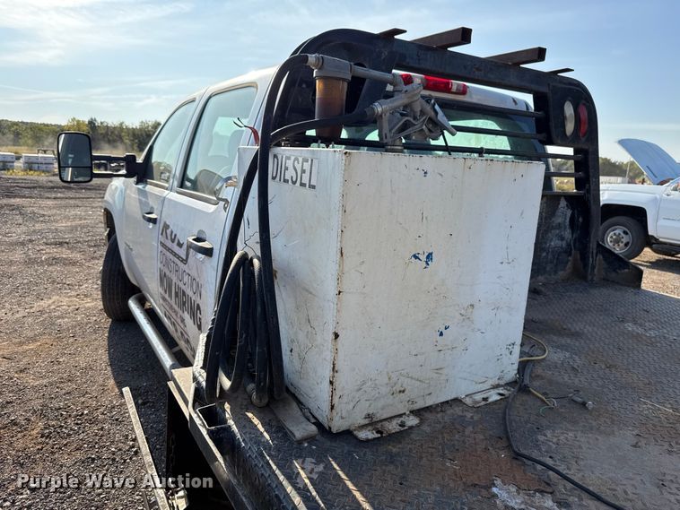 image for item EU5182 2013 GMC Sierra 3500 Crew Cab flatbed truck