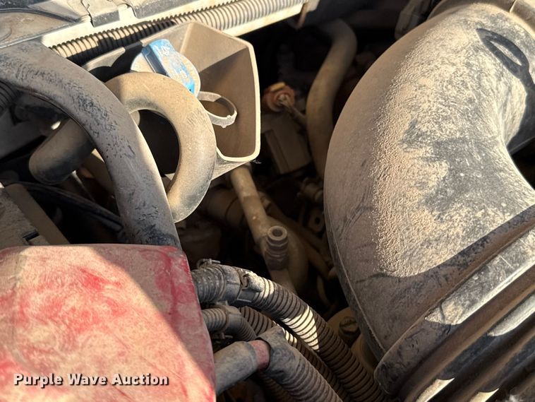 image for item EU5182 2013 GMC Sierra 3500 Crew Cab flatbed truck