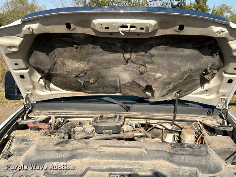 image for item EU5182 2013 GMC Sierra 3500 Crew Cab flatbed truck