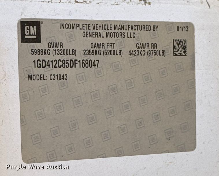 image for item EU5182 2013 GMC Sierra 3500 Crew Cab flatbed truck