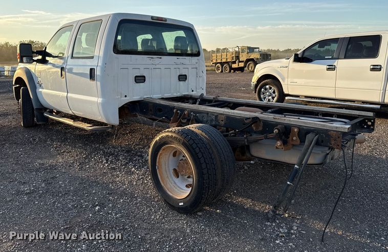 image for item EU5184 2011 Ford F550 Super Duty XL Crew Cab truck cab and chassis