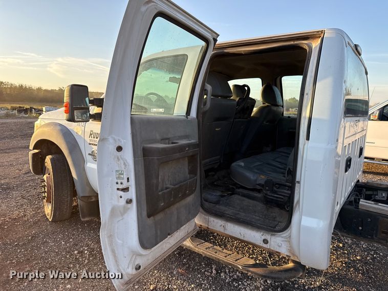 image for item EU5184 2011 Ford F550 Super Duty XL Crew Cab truck cab and chassis