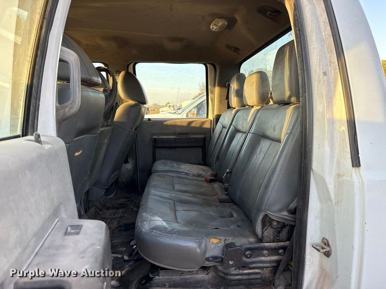 image for item EU5184 2011 Ford F550 Super Duty XL Crew Cab truck cab and chassis