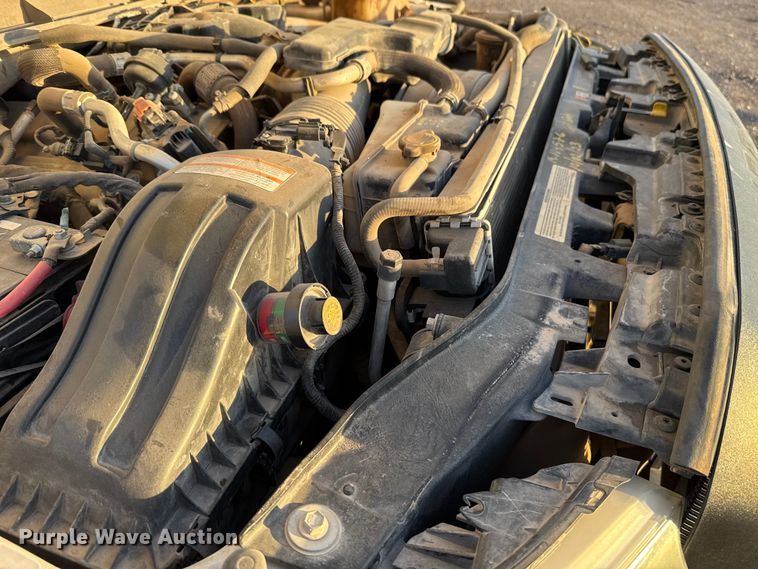 image for item EU5184 2011 Ford F550 Super Duty XL Crew Cab truck cab and chassis