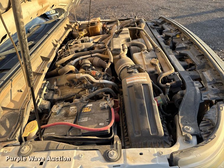 image for item EU5184 2011 Ford F550 Super Duty XL Crew Cab truck cab and chassis