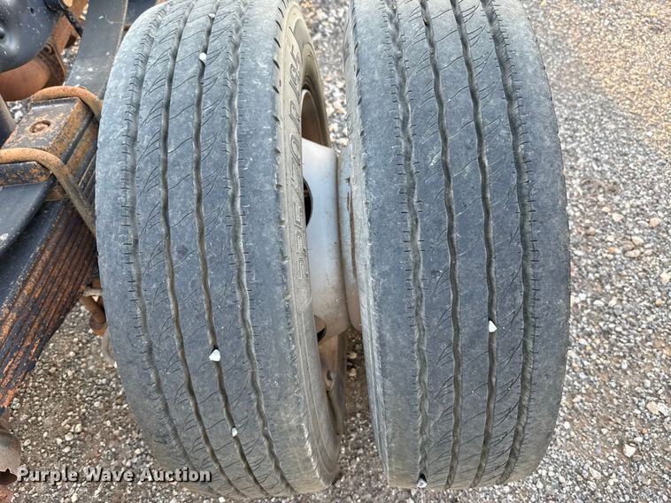 image for item EU5184 2011 Ford F550 Super Duty XL Crew Cab truck cab and chassis