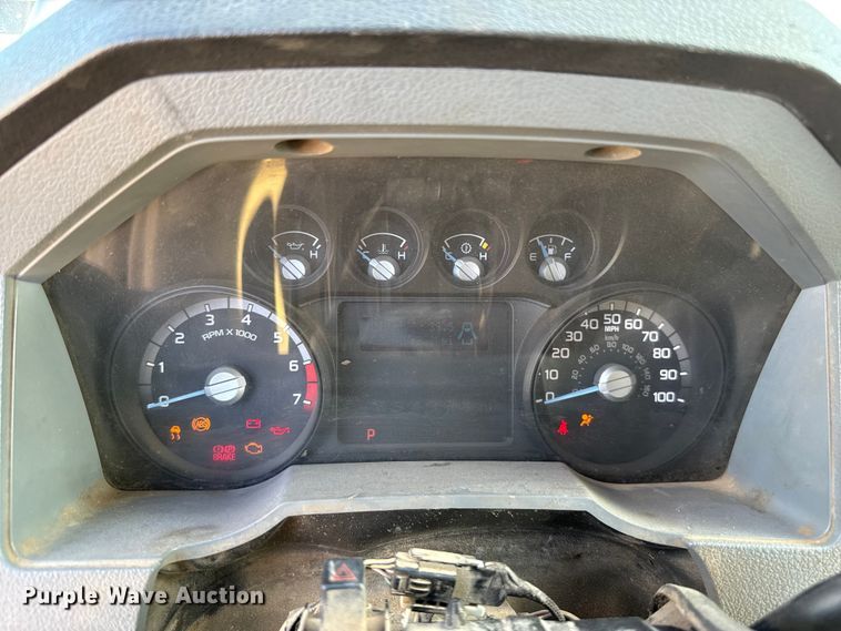 image for item EU5185 2015 Ford F350 Super Duty XL pickup truck cab and chassis