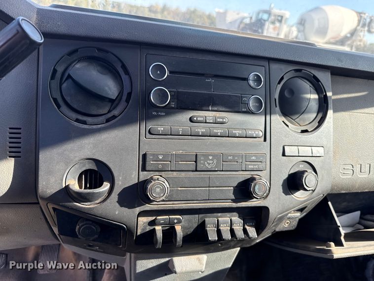 image for item EU5185 2015 Ford F350 Super Duty XL pickup truck cab and chassis